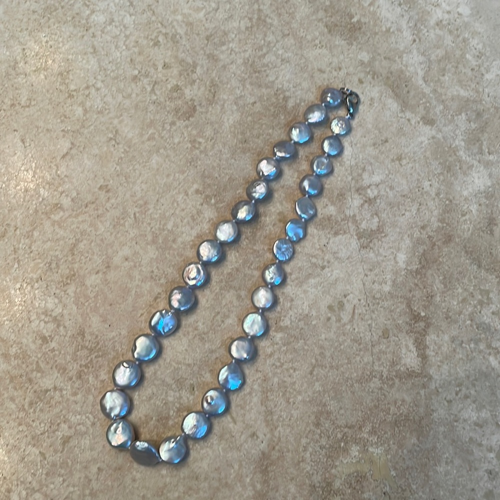 Pretty silver grey freshwater pearl (I think?) necklace